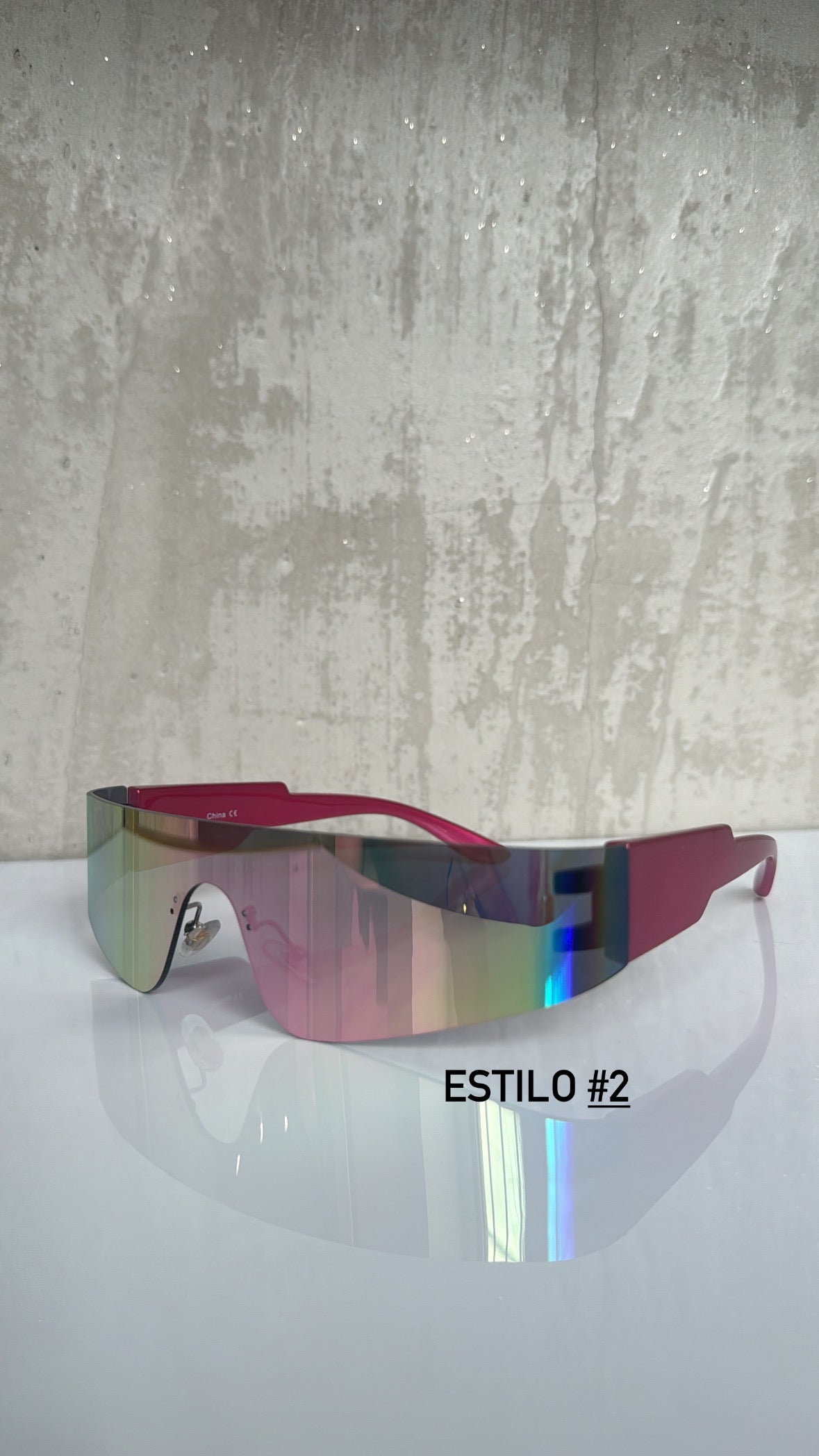 Holographic sunglasses