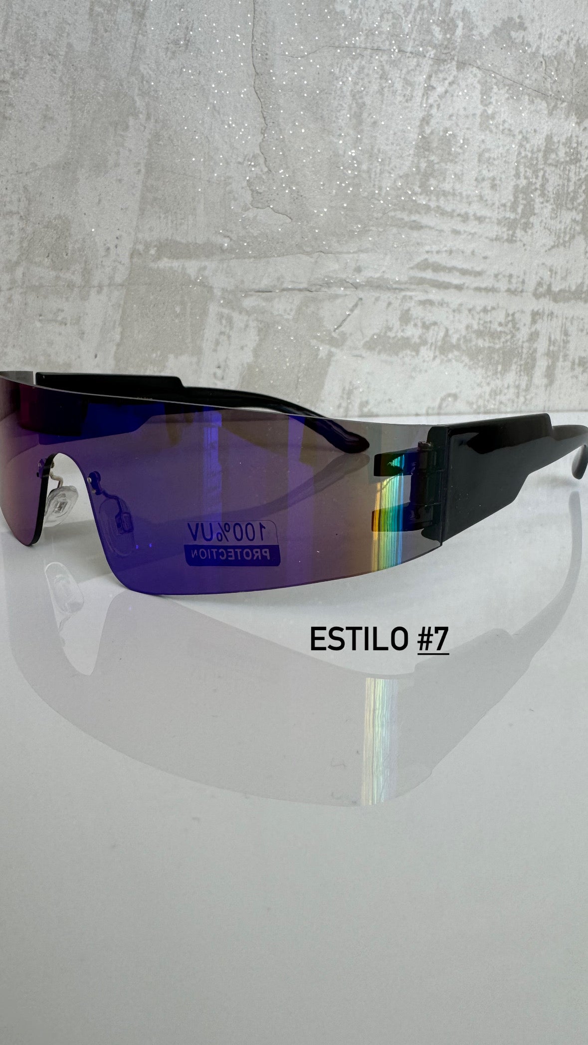 Holographic sunglasses