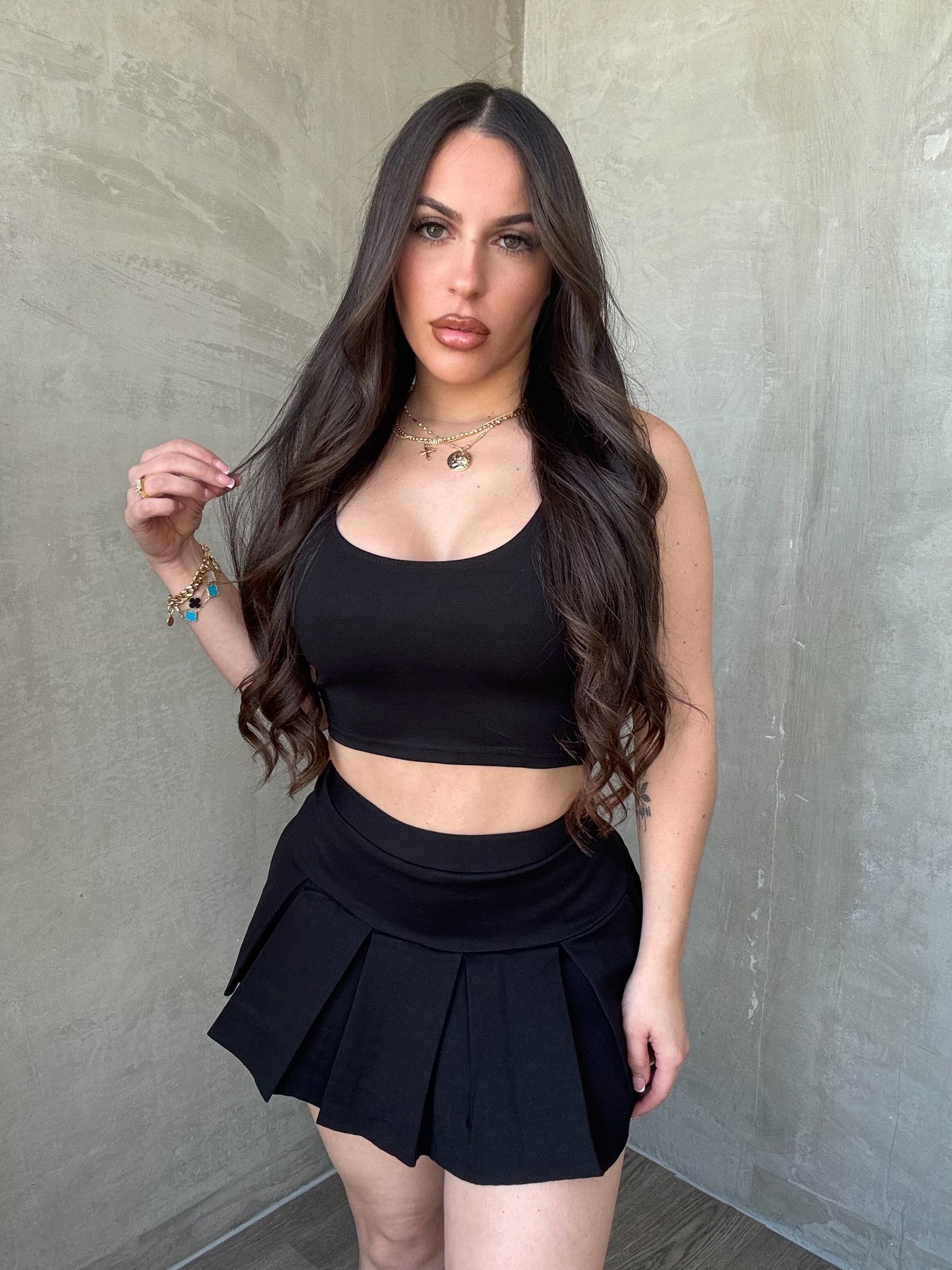 Black Basic Crop Top