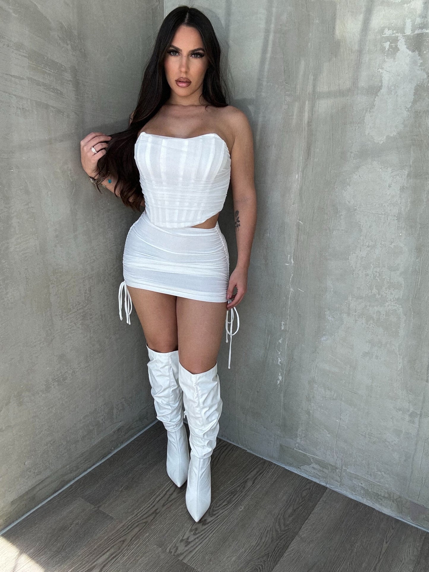 White Skirt/Corset Mesh Set Restock